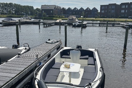 Verhuur Motorboot Riomar 515 Leeuwarden