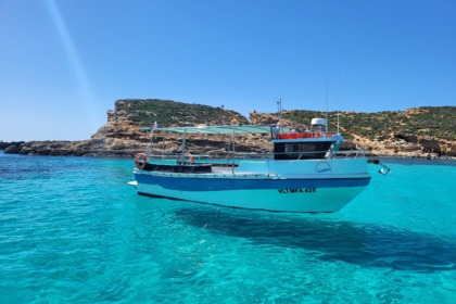 Charter Motor yacht Petecraft 36 Ċirkewwa