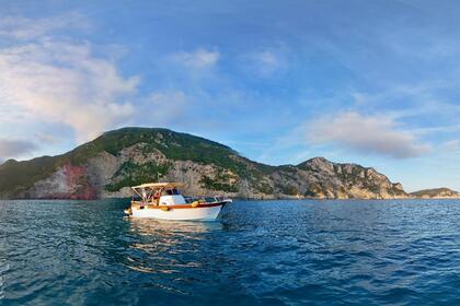 Miete Motorboot Libeccio Gozzo Walk Around La Spezia