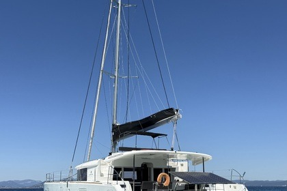 Location Catamaran Lagoon Lagoon 450 f Hyères