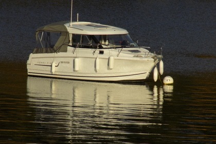 Location Bateau à moteur Jeanneau Merry Fisher 755 Saint-Quay Port d'Armor