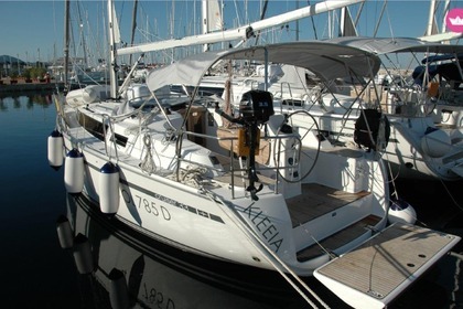 Noleggio Barca a vela BAVARIA 33 CRUISER Portisco