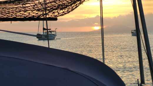 Pointe-à-Pitre Sailboat BENETEAU OCEANIS 321 alt tag text