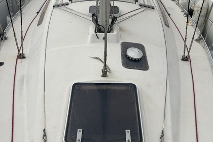 Rental Sailboat Beneteau First 28 Toulon