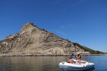 Hire RIB Capelli Capelli Tempest 570 Cagliari