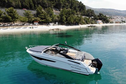 Charter Motorboat Parker Boats Parker 850 Voyager Marina Lav