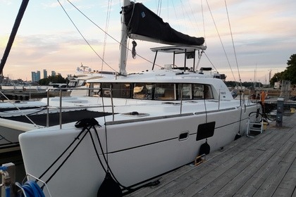 Hire Catamaran LAGOON 440 Charter edition Helsinki