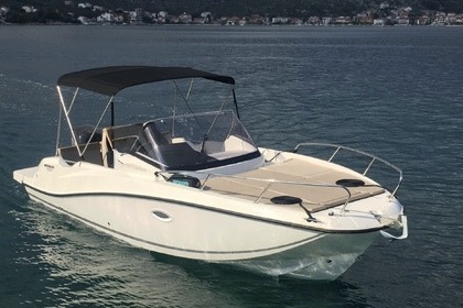 Rental Motorboat Brunswick Quicksilver 675 Sundeck Marseille
