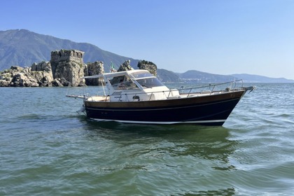 Charter Motorboat Apreamare Smeraldo 9 Sorrento