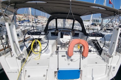 Alquiler Velero  DUFOUR 37 VASCO Golfe-Juan