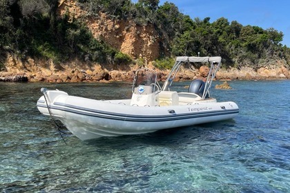 Location Semi-rigide Capelli Capelli Tempest 650 Galéria