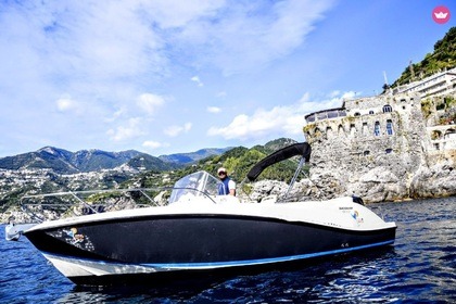 Charter Motorboat Quicksilver Activ 675 Sundeck Amalfi