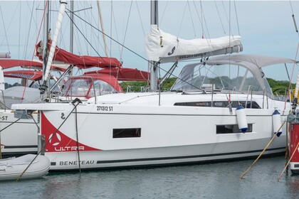 Verhuur Zeilboot  Oceanis 40.1 Split