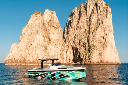 Hire Motorboat Italyure Italyure 35 Sorrento