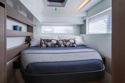 Hire Catamaran  Moorings 4200/4 Marina