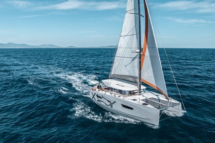 Location Catamaran Beneteau EXCESS 13 Canet-en-Roussillon