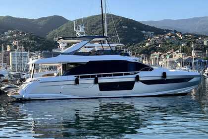 Location Bateau à moteur Azimut Azimut 68 Antibes