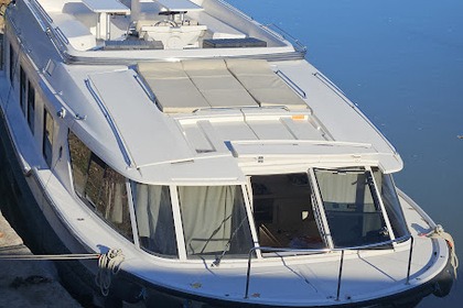 Location Bateau à moteur S.P.B.I. sas vision 3 Capestang