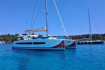 Verhuur Catamaran Fountaine Pajot Fountaine Pajot Aura 51 - 5 + 1 cab. Trogir