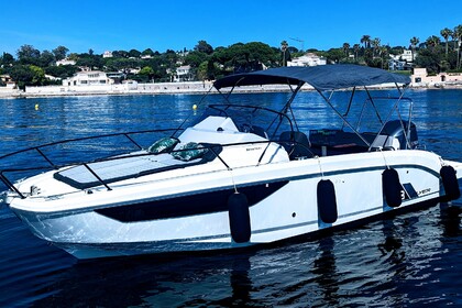 Rental Motorboat BENETEAU Flyer 8 Sundeck Antibes