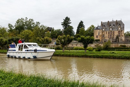 Location Péniche Custom Tarpon 37 DP (Languimberg) Pontailler-sur-Saône