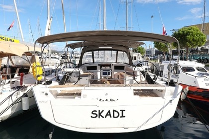 Verhuur Zeilboot Dufour Yachts Dufour 530 - 6 cab. Trogir