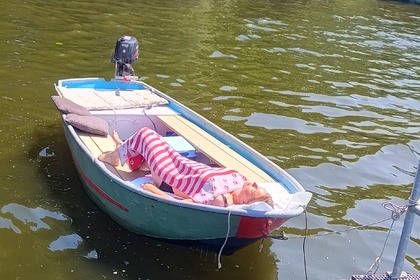 Verhuur Motorboot stalen vlet met buitenboordmotor Ter Aar