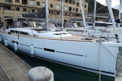 Miete Segelboot Dufour Dufour 460 Grand Large Salerno