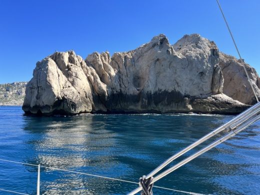 Marsella Sailboat DUFOUR 375 Grand large alt tag text