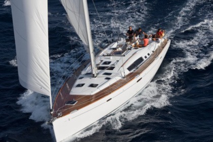 Hire Sailboat Beneteau Oceanis 54 Palairos