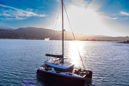 Hire Catamaran Lagoon-Bénéteau Lagoon 42 - 4 + 2 cab. Preveza