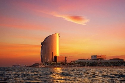 Alquiler Velero Drasanes esportives Furia 37 Barcelona