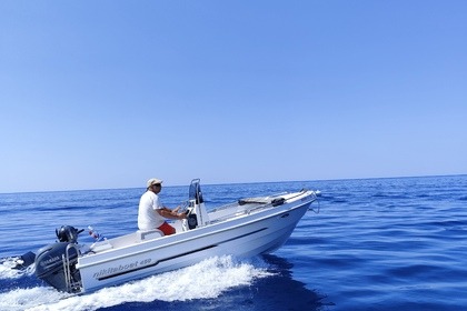 Hire Boat without licence  Nikita 450 Makry Gialos