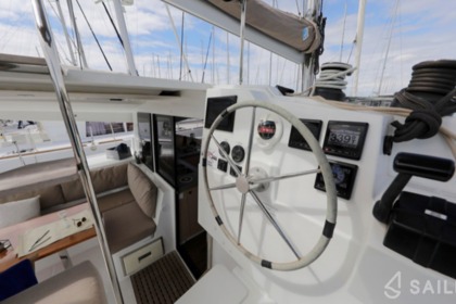 Location Catamaran Fountaine Pajot Lucia 40 Roses