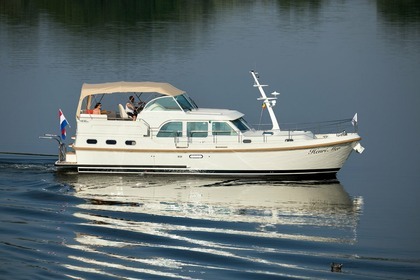 Charter Motorboat Linssen Grand Sturdy 40 Sneek