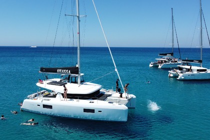 Charter Catamaran Lagoon LAGOON 42 Naxos