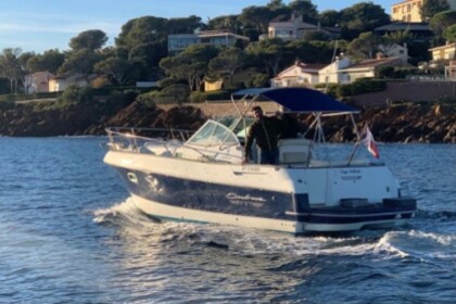 Rental Motorboat Beneteau OMBRINE 801 Saint-Raphaël