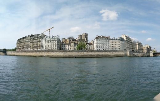 Paris Motorboat Smart craft Pontoon alt tag text