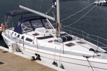 Charter Sailboat Hunter Hunter 466 Saint-Raphaël