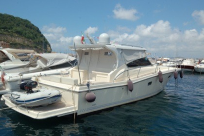 Miete Motorboot Gagliotta 44 Nisida