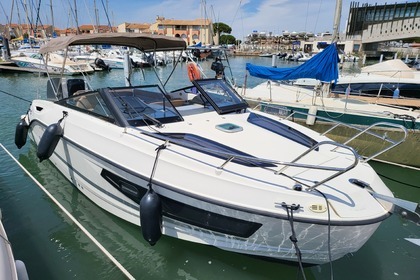 Hire Motorboat Quicksilver Activ 755 Cruiser Carnon