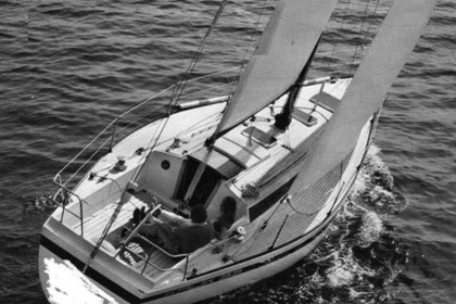 Hire Sailboat Kalik 33 Herkingen