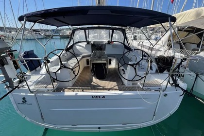 Noleggio Barca a vela Beneteau Oceanis 40.1 Castiglioncello