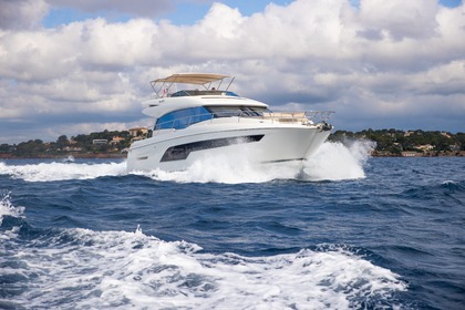 Charter Motorboat PRESTIGE 630s Cannes