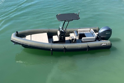 Miete RIB SEA WATER PHANTOM 230 Combrit