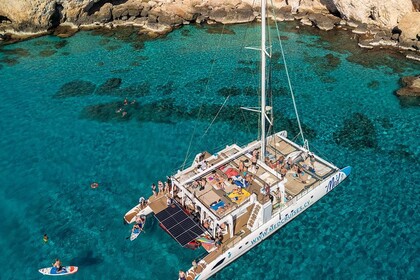 Charter Catamaran Fountaine Pajot Taiti 75 Protaras