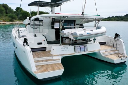 Hyra båt Katamaran Lagoon-Bénéteau Lagoon 42 - 4 + 2 cab. Trogir