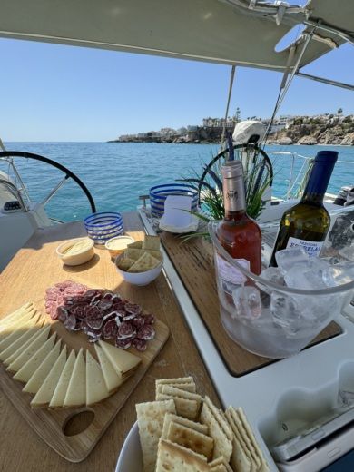 Malaga Sailboat Beneteau Oceanis 38 alt tag text