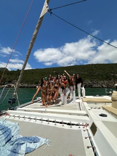 Setúbal Catamaran Jeanneau Lagoon 44 alt tag text