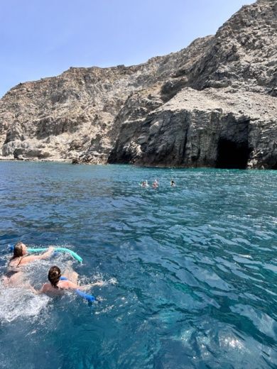 Míconos Sailboat traditional wooden boat alt tag text